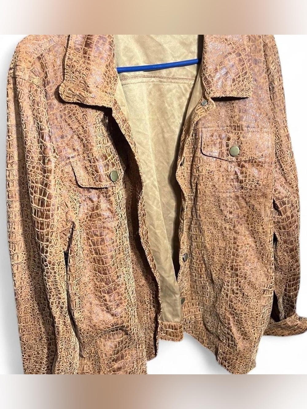 Men's Croc-Embossed Lightweight Shirt Jacket in Brown - Picture 5 of 7